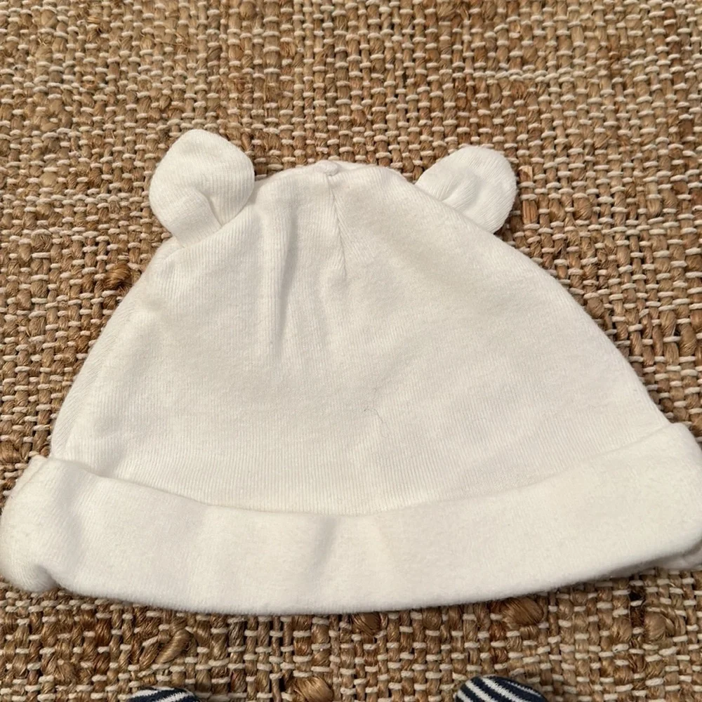 Bundle of 2 Carters Bear Ear Hats 9M